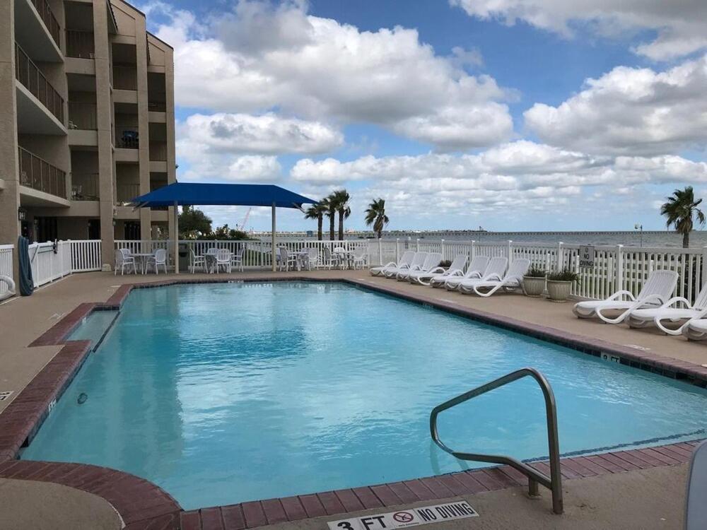 Benjamin'S Pier At Laguna Reef Resort 罗克波特 外观 照片