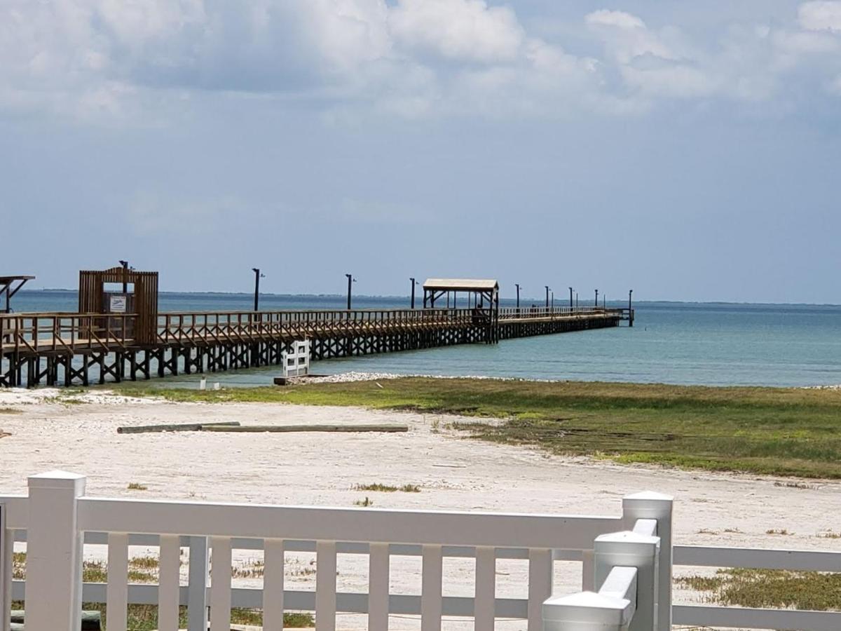 Benjamin'S Pier At Laguna Reef Resort 罗克波特 外观 照片